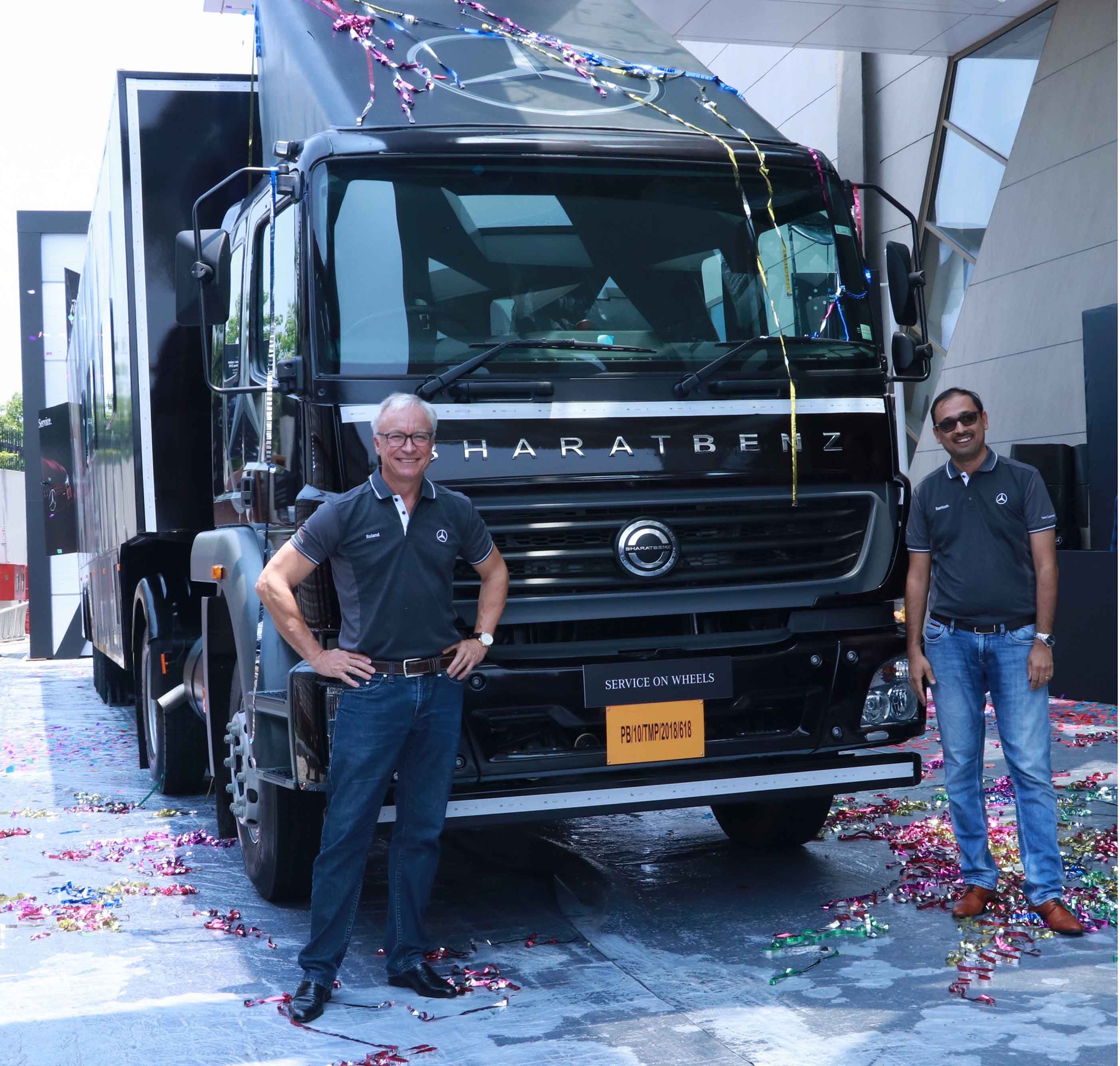 Mercedes-Benz ‘Service On Wheels’ 