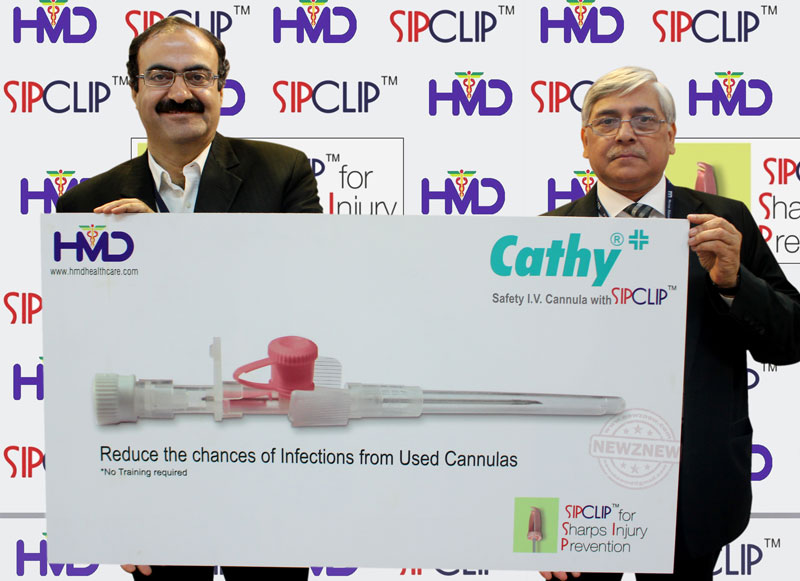 Mr.-Pardeep-Sareen,-Marketing-Head,HMD-&-Mr.-Sanjiv-Koul,-Sr.-Regional-Sales-Manager-(North)-launches-Safety-IV-Cannula-with-SIP-CLIP-for-the-first-time-in-India