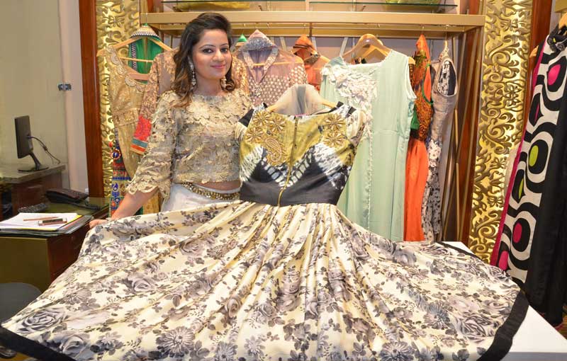 Couturier Puja Singla’s Fashion Studio Moolji Fashions, unveiled