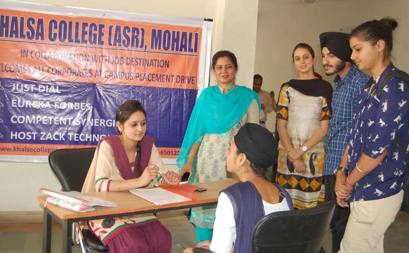 Placement Drive held at Khalsa College