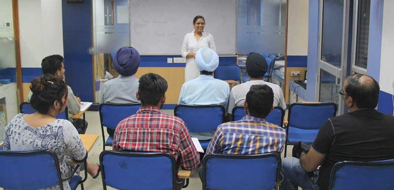 LinguaSoft EduTech organized a seminar on communication skills
