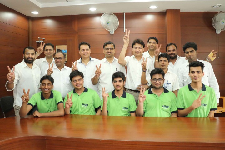 Bhavesh is North Zone topper in JEE Advanced 2016; Bags AIR-2