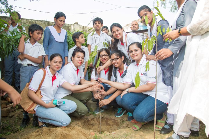 Mitsubishi Electric supports school of “Divyang” children in Swachh Bharat Abhiyan