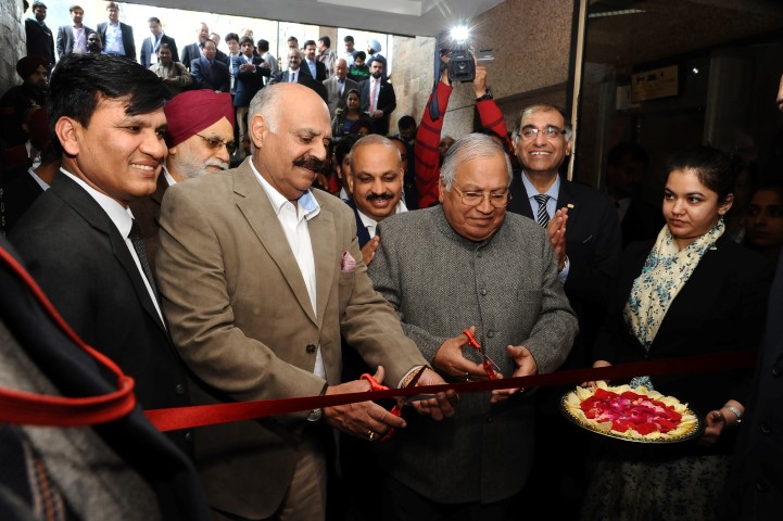 Bicycling and Yoga can be real panacea to lifestyle problems faced today: VP Singh Badnore