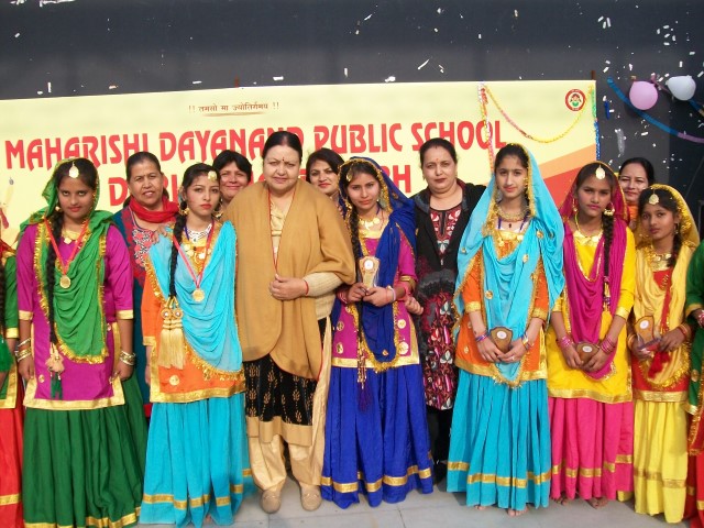 Annual Function of Maharishi Dayanand Public School Concludes