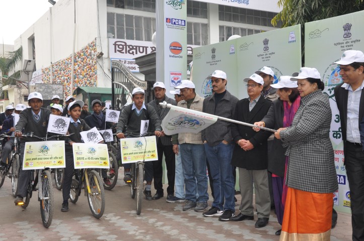 Cycle Rally by students spreads Awareness about Oil Conservation