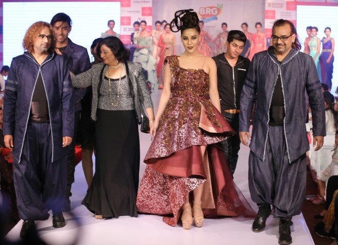 Buzjay fashion in Jaipur couture show
