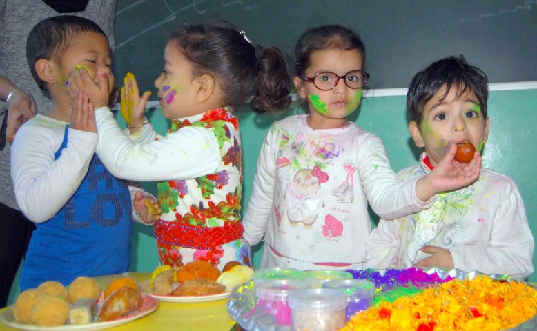 Ashmah International School celebrated Holi with fervour