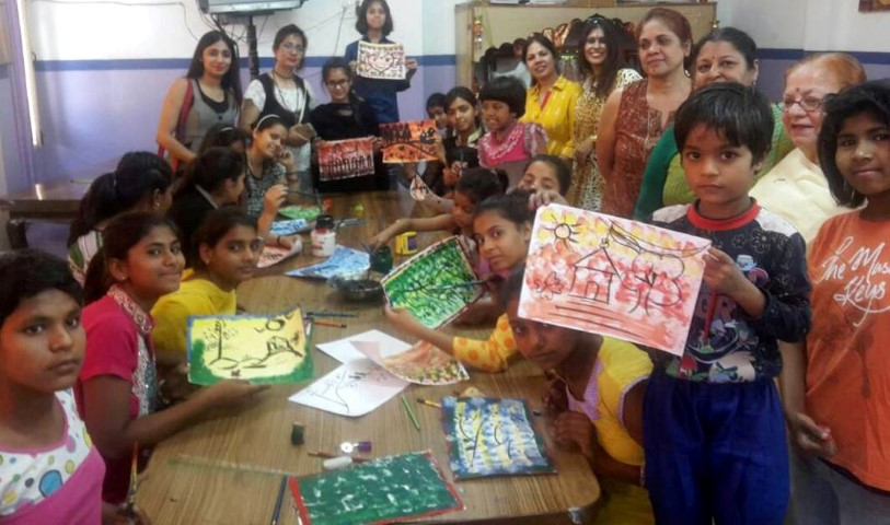 Art workshop held to mark 19th death anniversary of Joy Lall