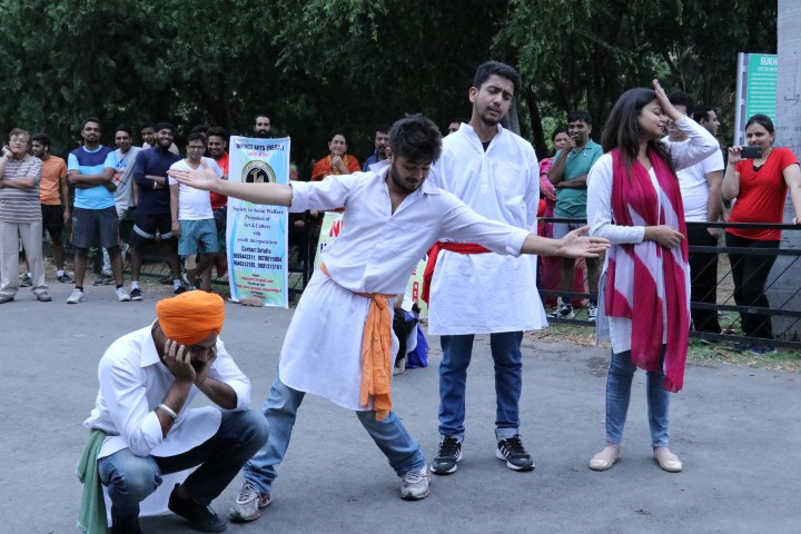 Street Play ‘Health ka Panchnama’ make people aware on Healthy Lifestyle