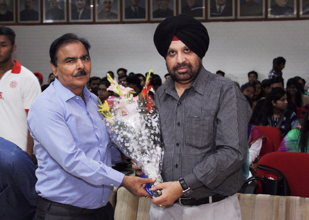 Birth Anniversary of Sardar Vallabhbhai Patel celebrated at DAV College