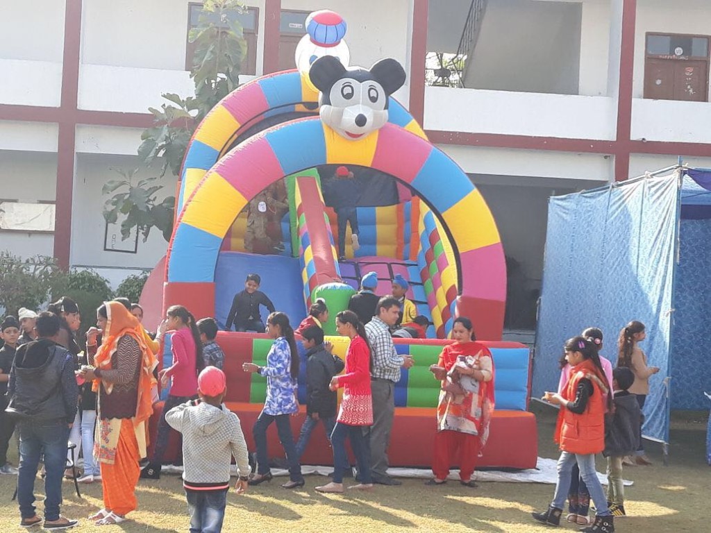 “Sparkle” a winter Fete held at Ambika Group of Colleges