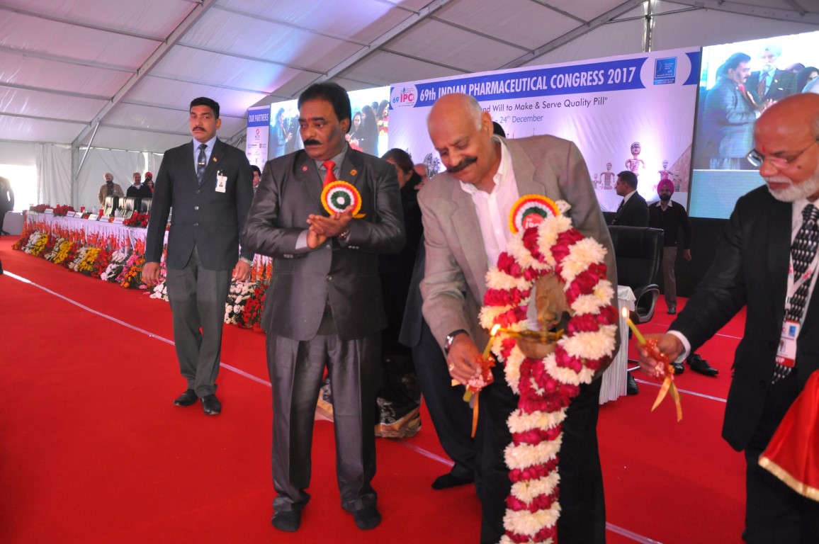 “Only Pharmacists Can Stop Fake Drug Menace”: Governor