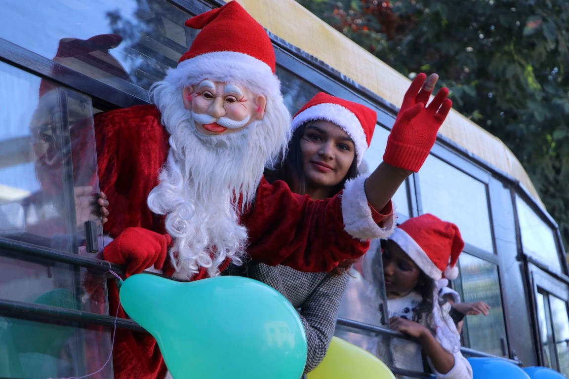 Christian Community takes out Shobha Yatra to mark Christmas