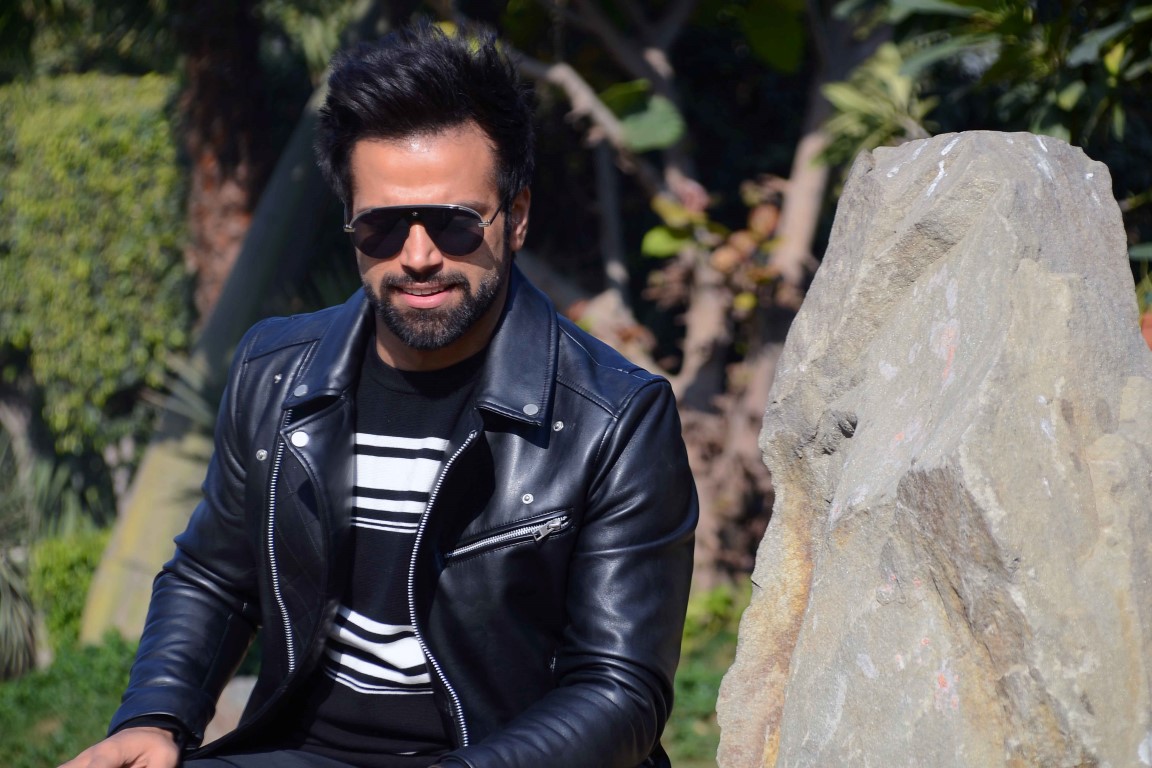 Host Rithvik Dhanjani visits Chandigarh to launch STAR Plus’ upcoming reality show ‘India’s Next Superstars’