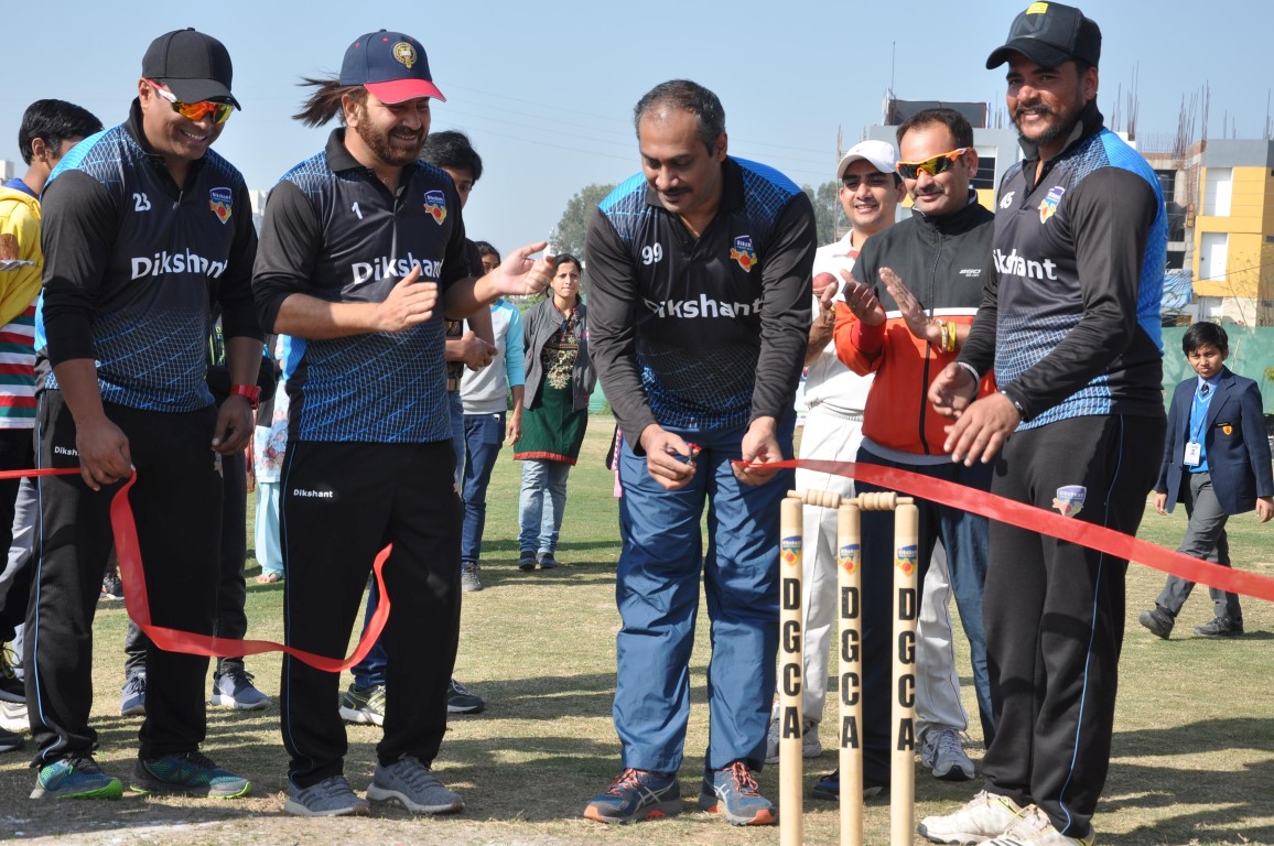 Famous film maker Abhinav Kashyap unveils Dikshant Cricket Ground & Academy