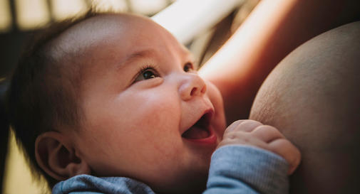 First MAN turned MOM in the world to breastfeed