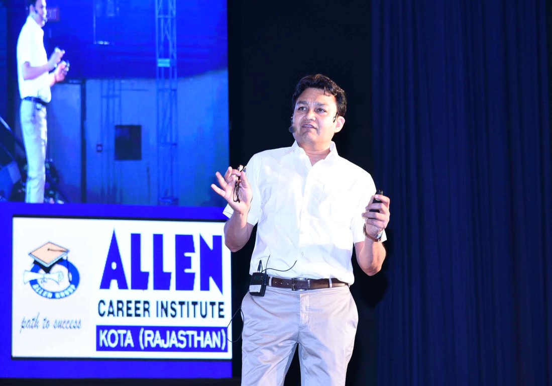 Orientation Session for Allen Students Held