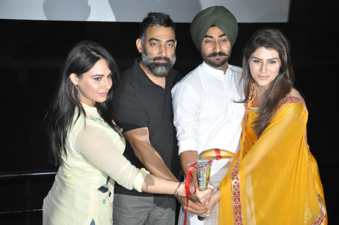 Cast & Crew of Punjabi film ‘Khido Khundi’ hold press meet at Wave Cinemas