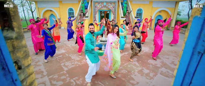 ‘Kurta Chadra’ from Carry On Jatta 2 will bring love in the air in the best Punjabi Manner ever