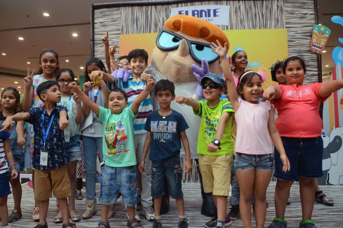 Hundreds of kids turn up at Elante for date with Dexter