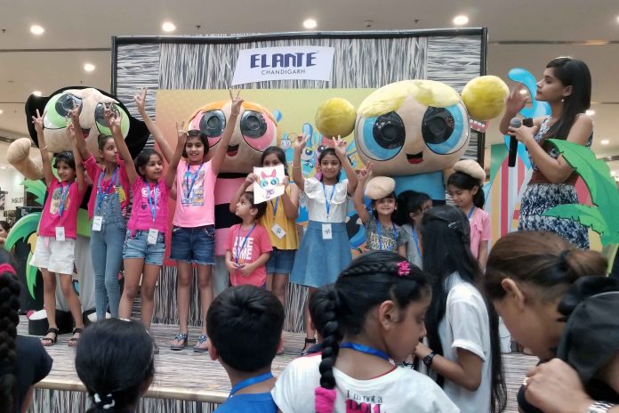 Hundreds of kids turn up at Elante for date with Power Puff Girls
