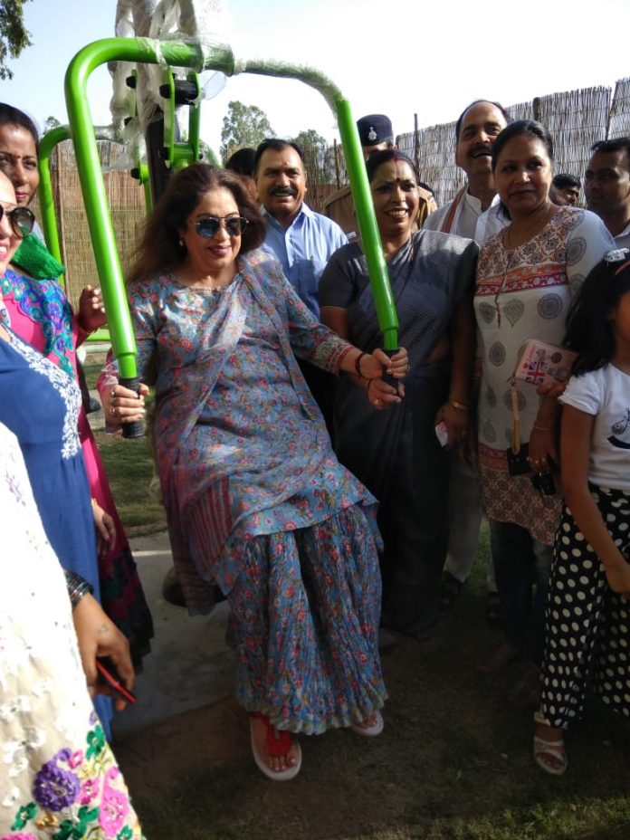 Kirron Kher Inaugurated Open Air Gym At Sector 52