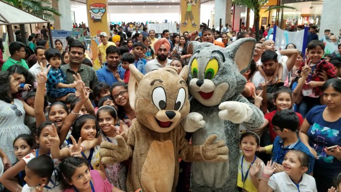 Hundreds of kids date with Tom and Jerry