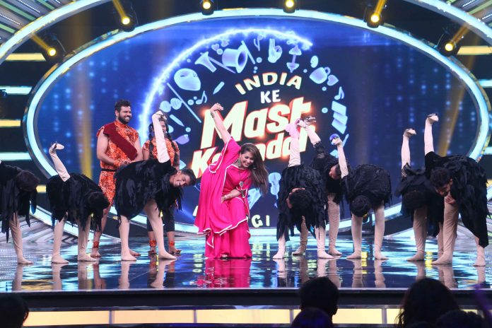 Atrangi Ostriches Act Impress Judges On Sony SAB’s India Ke Mast Kalandar