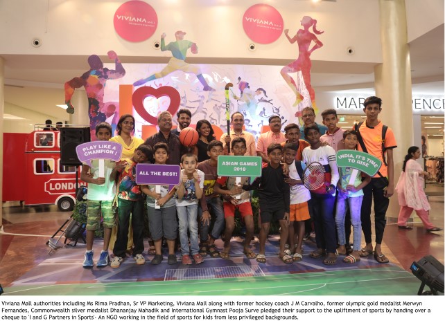 Viviana Mall and Hockey Stalwarts wish Indian Contingent all the best with a cause