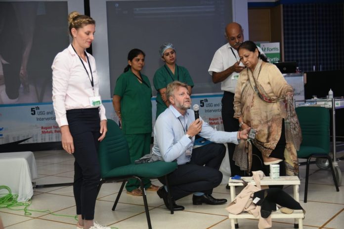 International Doctors Get New Advanced Training For Treatment Of Varicose Veins