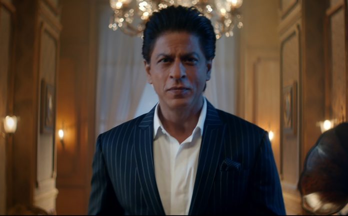 Shah Rukh Khan talk’s about Bollywood’s leading ladies at Lux Golden Rose Awards