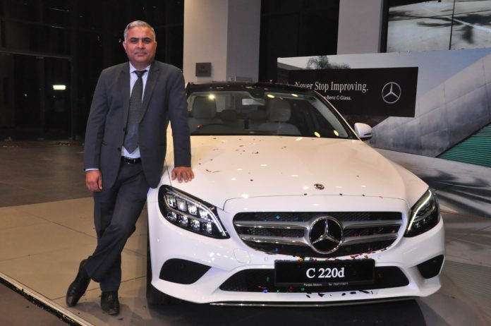 C 220 d and the C 300 d AMG launched by Mercedes-Benz India, Price, Specs, Images
