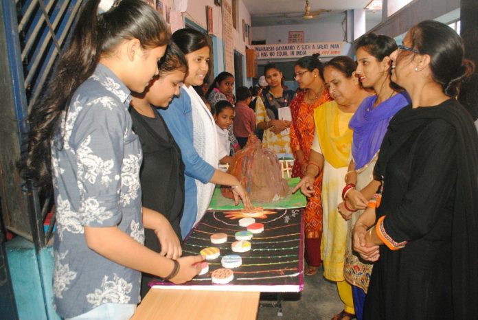 Maharishi Dayanand Public School celebrates Green consumer Day