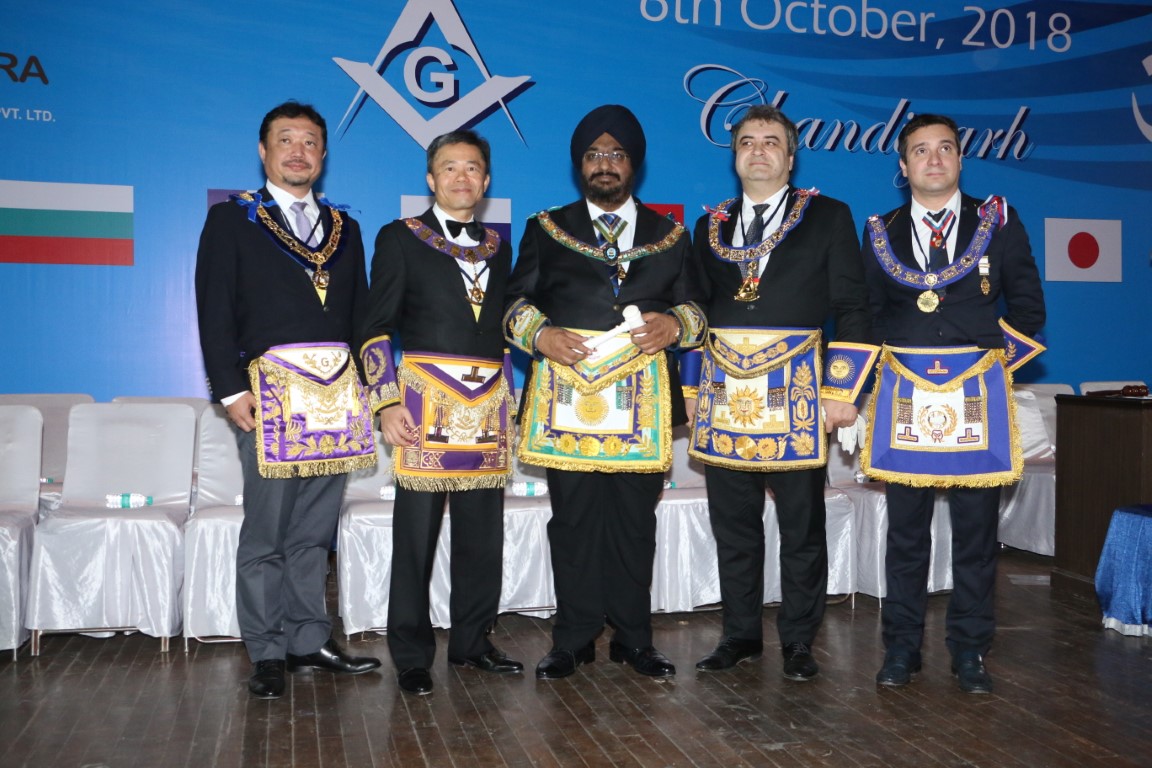 free masonry in world peace