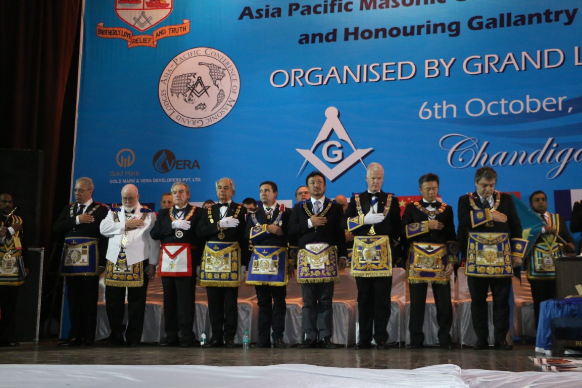 free masonry in world peace