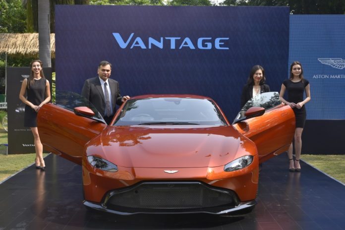 Aston Martin Vantage 2018 debuts in New Delhi, Price, Review, Specs, Colours