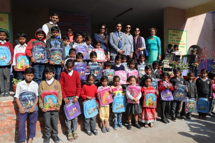 Chandigarh Round Table (CRT) distributes School bags, notebooks to the underprivileged