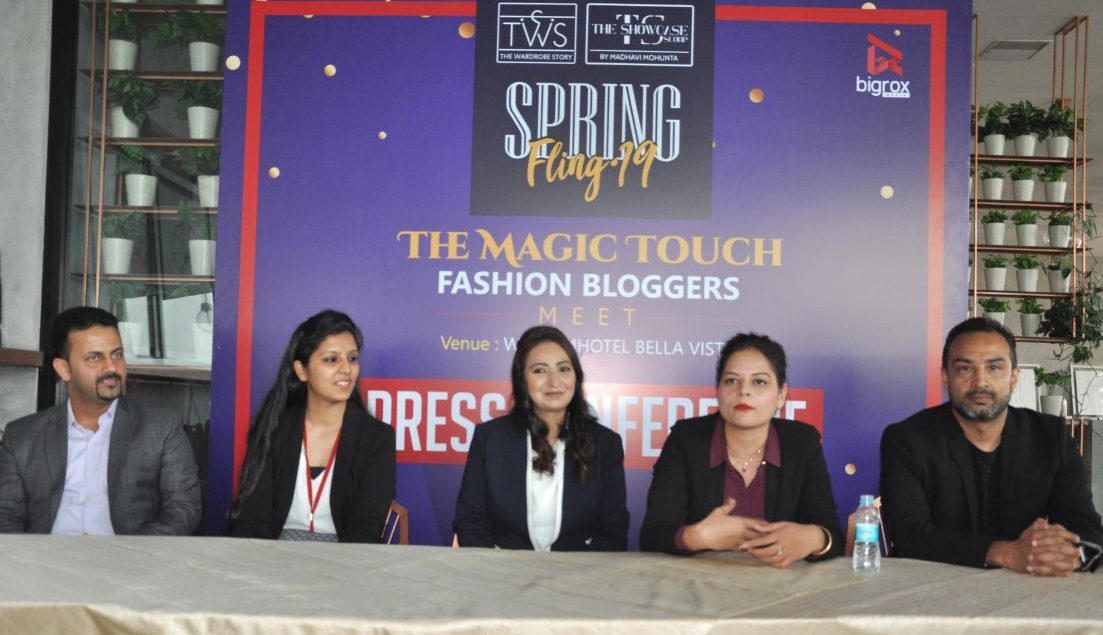 'Magic Touch' Unique ramp walk sees fashion bloggers turn ramp models