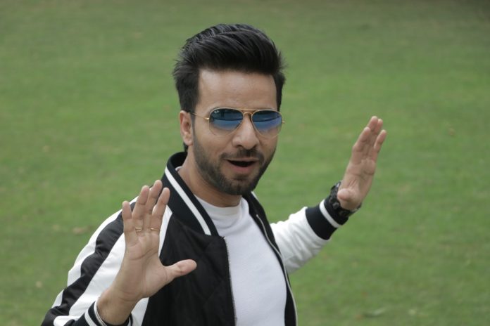 Singer Actor Upesh Jangwal is like fresh air in Bollywood music