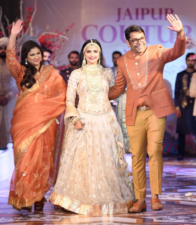 Jaipur Couture Show season 6 reached its final on Glamorous note