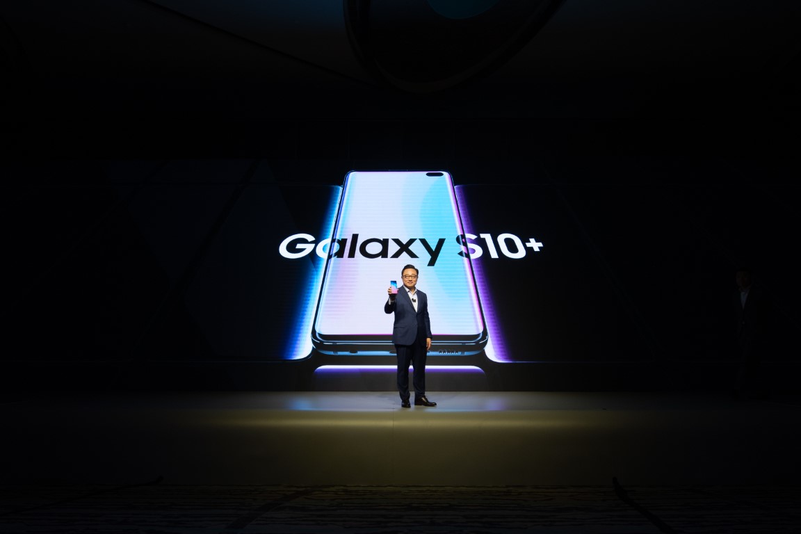 Samsung Launches Next Generation Flagship Galaxy S10