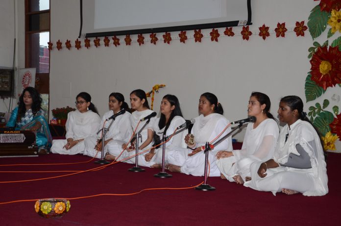 ‘‘Maat Pita Santaan Divas’ celebrated at Dev Samaj College of Education’
