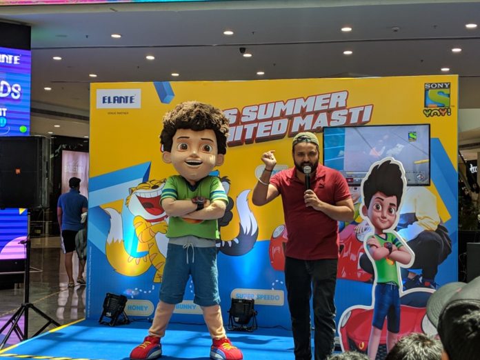 Kicko and Super Speedo come from Sun City to Elante