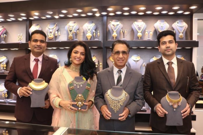 Kalyan Jewellers’ launches 1st exclusive showroom for wedding jewellery at Chandigarh