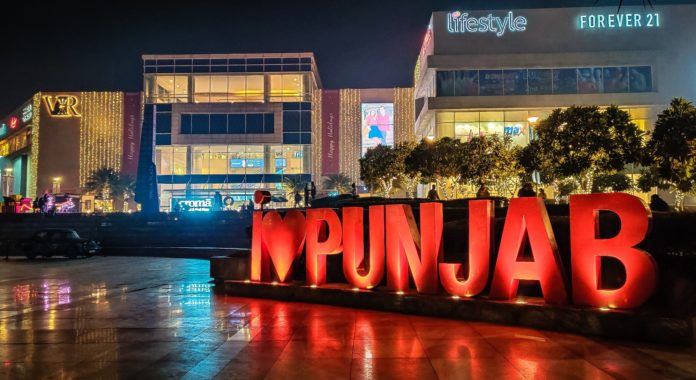 VR Punjab rolls in festive fervour with Lohri Shagna Di