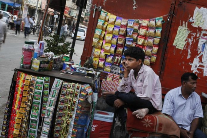 Tobacco Should Be Sold Only Through Licensed Vendors