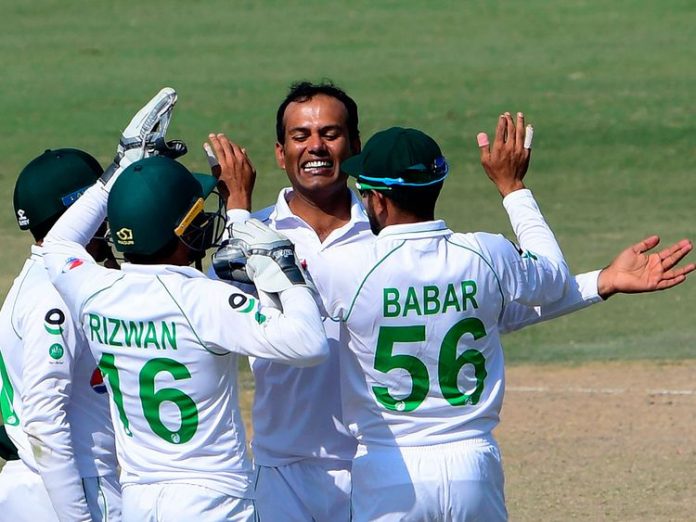 Pakistan crush Zimbabwe in 2nd Test, clean sweep series 2-0
