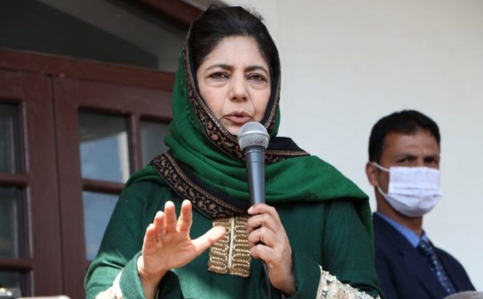 Mehbooba wants LG to stop eviction of PDP leaders from govt quarters