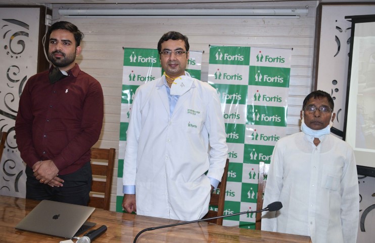 2 prostate cancer patients operated using using the advanced 4th generation robotic machine – DA VINCI at Fortis